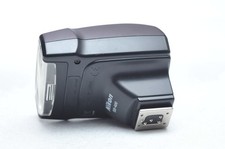 Nikon Speedlight SB-400 flash