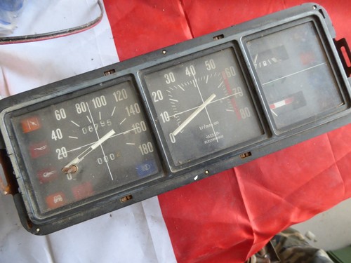 Renault cruscotto - renault, ts