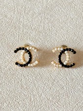 CHANEL Boucles d'oreilles