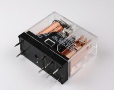 Relè OMRON 24Vdc 16A 1 scambio spdt nc-no relay G2R-1-E 24DC