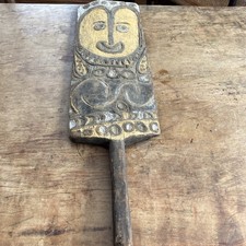 Meravigliosa tavola/maschera