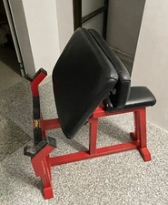 Technogym panca scott - |,