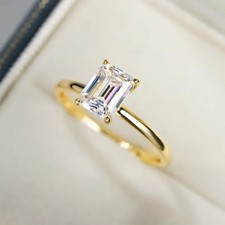 Anello di fidanzamento