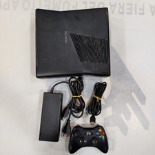 Console Xbox 360 Slim Con Pad E Cavi PAL Testata E Funzionante Microsoft