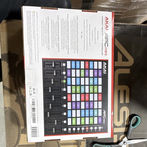 Akai apc mini pad controller - apc,