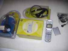 MOTOROLA V150 ESEMPLARE UNICO 2003 SILVER+SCATOLA E ACCESSORI COMPLETI ORIGINALI