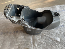 VANO PORTA CASCO SOTTOSELLA