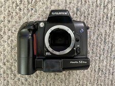 Fujifilm FinePix S1 Pro DSLR