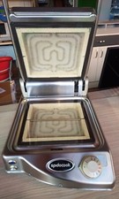 piastra  panini    in   vetroceramica