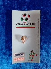 I90 Italia 90 gadget spilla