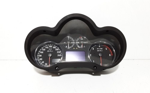 Quadro strumenti alfa romeo - strumenti,