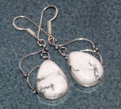 Orecchini decenti howlite - decenti,