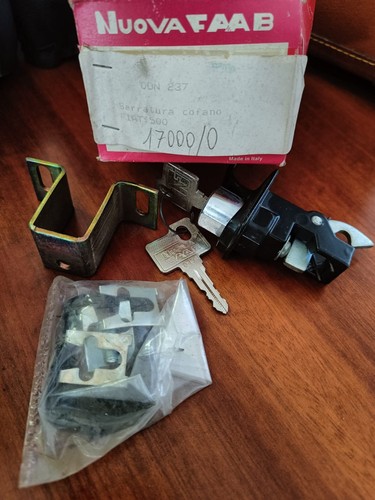 Serratura cofano motore - , per