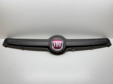 MASCHERINA ANTERIORE PER FIAT Panda 3° Serie 735520656 (12>)