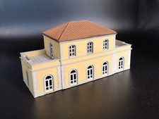 stazione ferroviaria stile