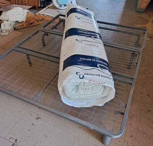 Divano letto posti usato - divano, 2