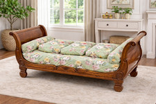 Divano a barca in noce