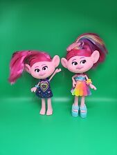 Trolls World Tour GLAM & DJ Poppy 6,5" Fashion Doll con bracciale vestito scarpe clip