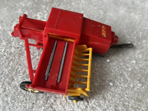 Britains farm new holland - new,