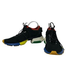 Sneakers Adidas Social Status