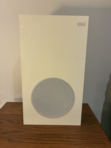 One white cambridge - one, soundworks