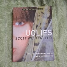 Scott Westerfeld Uglies