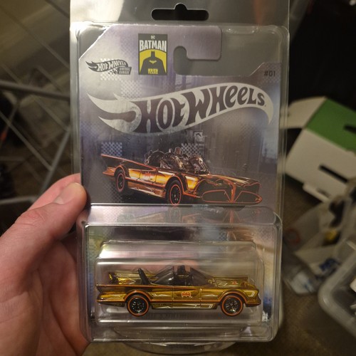 Hot wheels batmobile rarissima - hot,