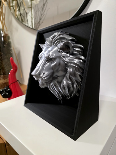 Mezzo busto leone ornamentale