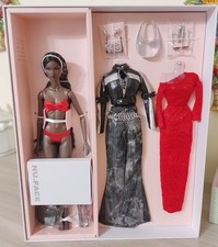 FASHION ROYALTY NADJA GET