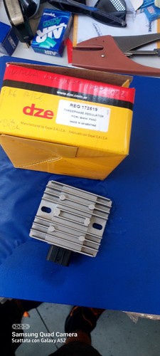 Regolatore tensione - regolatore,