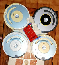 LOTTO 4 IROBOT ROOMBA SERIE 500 NON FUNZIONANTI USATI PER RICAMBI NO BATTERIA