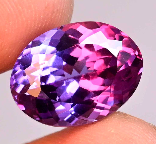 Pietra preziosa splendida - preziosa,