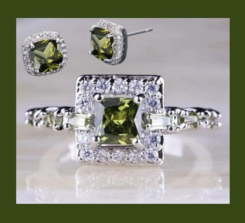 Splendido anello quadrato