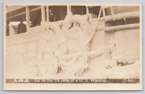 Wwii frozen battleship - frozen,