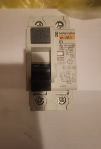 Merlin gerin 23009 - gerin,