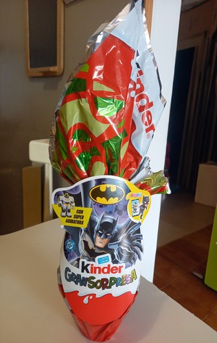 Batman kinder uovo cioccolato - kinder,