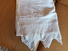 asciugamano con pizzo