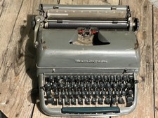 Macchina da scrivere Remington.