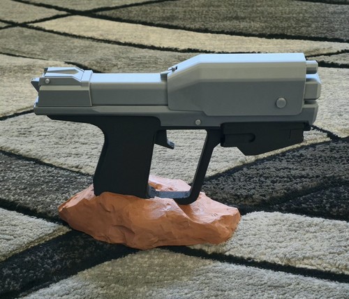 Halo m6g magnum cosplay prop - halo,