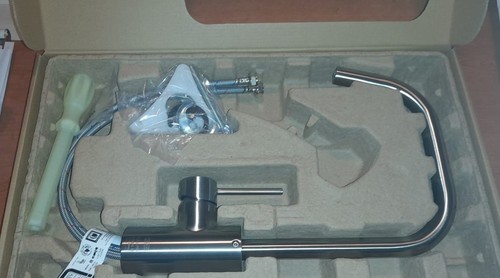 Miscelatore per lavello con - miscelatore,