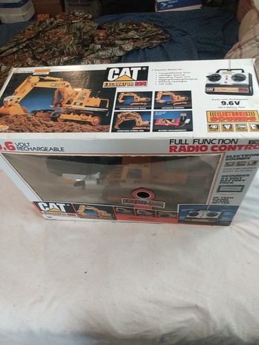 Escavatore cat 225 1992 - , rc