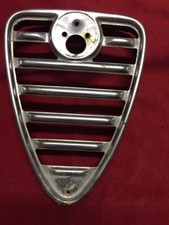 ALFA ROMEO GIULIA 1.3 SUPER TI SCUDO SCUDETTO GRIGLIA CALANDRA MASCHERINA EPOCA