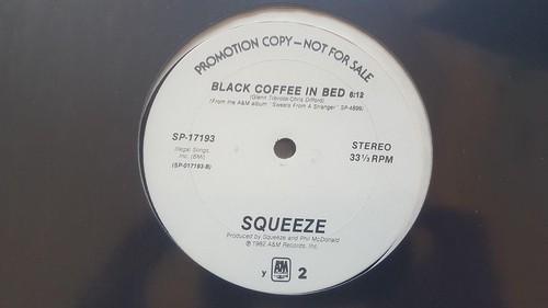 Squeeze black coffee bed - black, in