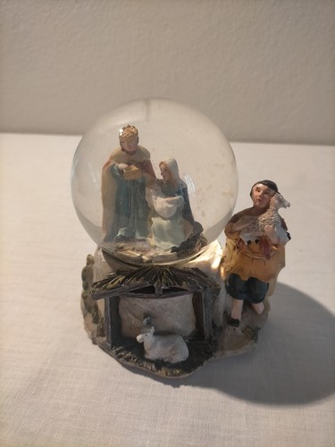 Palla vetro con neve - di,