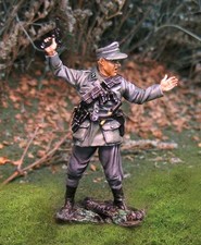 CS00682 Italian SS Commander. By The Collectors ShowCase