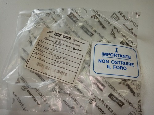 Piaggio 610176m001 adesivo - 610176m001,