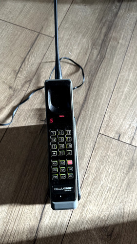 Cellularone motorola - motorola,