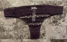 NWOT INTIMISSIMI LARGE PURPLE