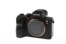 Custodia Sony Alpha 7 III - Numero SN: 3813868