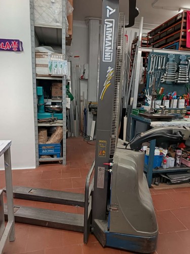 Carrello elevatore elettrico - carrello,